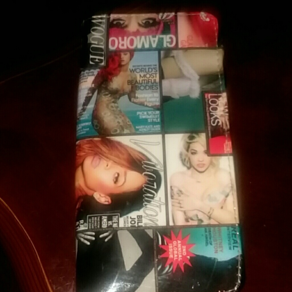 celebrity wallet